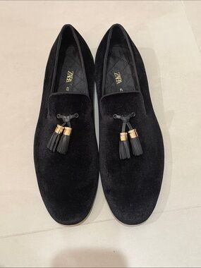 Zara Black Velvet Tassel Slip-On Loafers